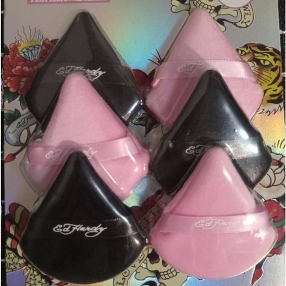 Ed Hardy Makeup Accessories triangle cosmetic makeup applicators new sealed - Picture 1 of 4